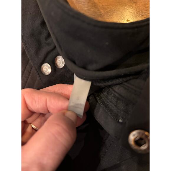 Athleta joggers black snap closure elastic at ankle back pockets women’s size 8 - Picture 4 of 13